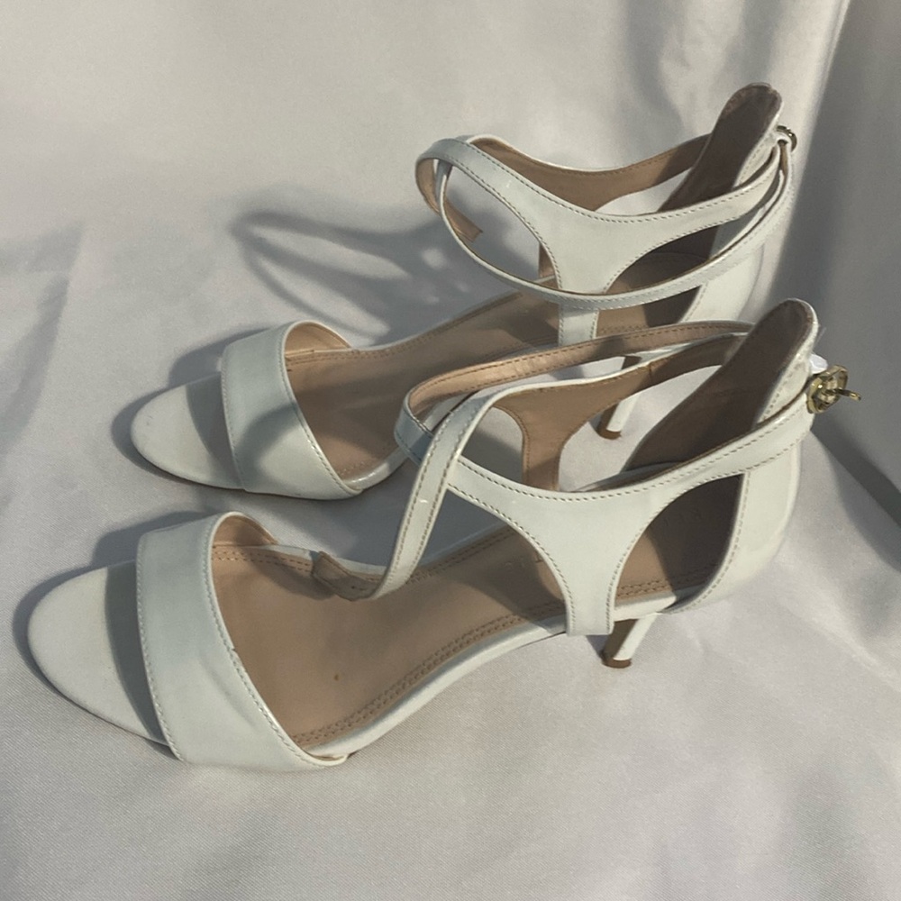 Kelly & Katie size 8.5 only worn once.